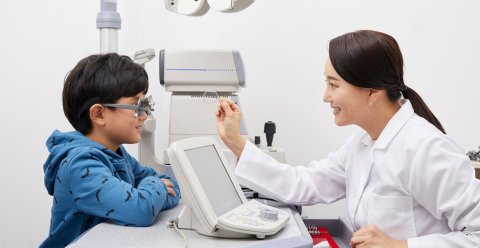 小さなお子様からご年配の方まで幅広く診療いたします。